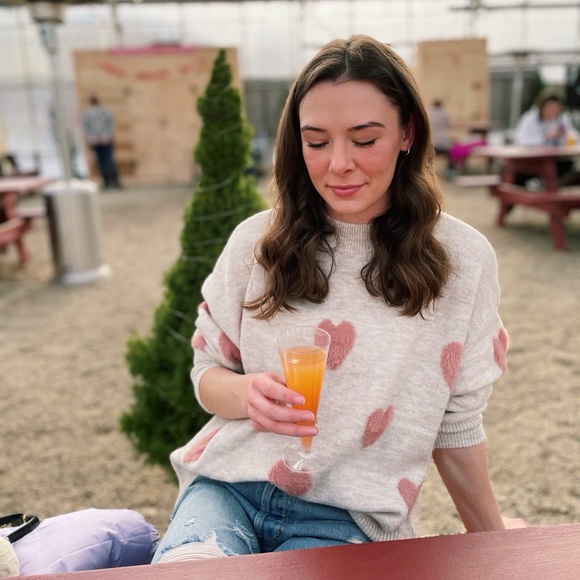 Meet Your Posher, Savannah - Picture 1 of 1